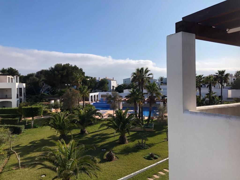 Апартаменты Residencia Cala Dorada Портопетро Экстерьер фото