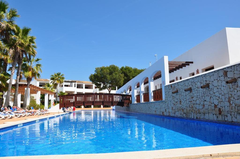 Апартаменты Residencia Cala Dorada Портопетро Экстерьер фото